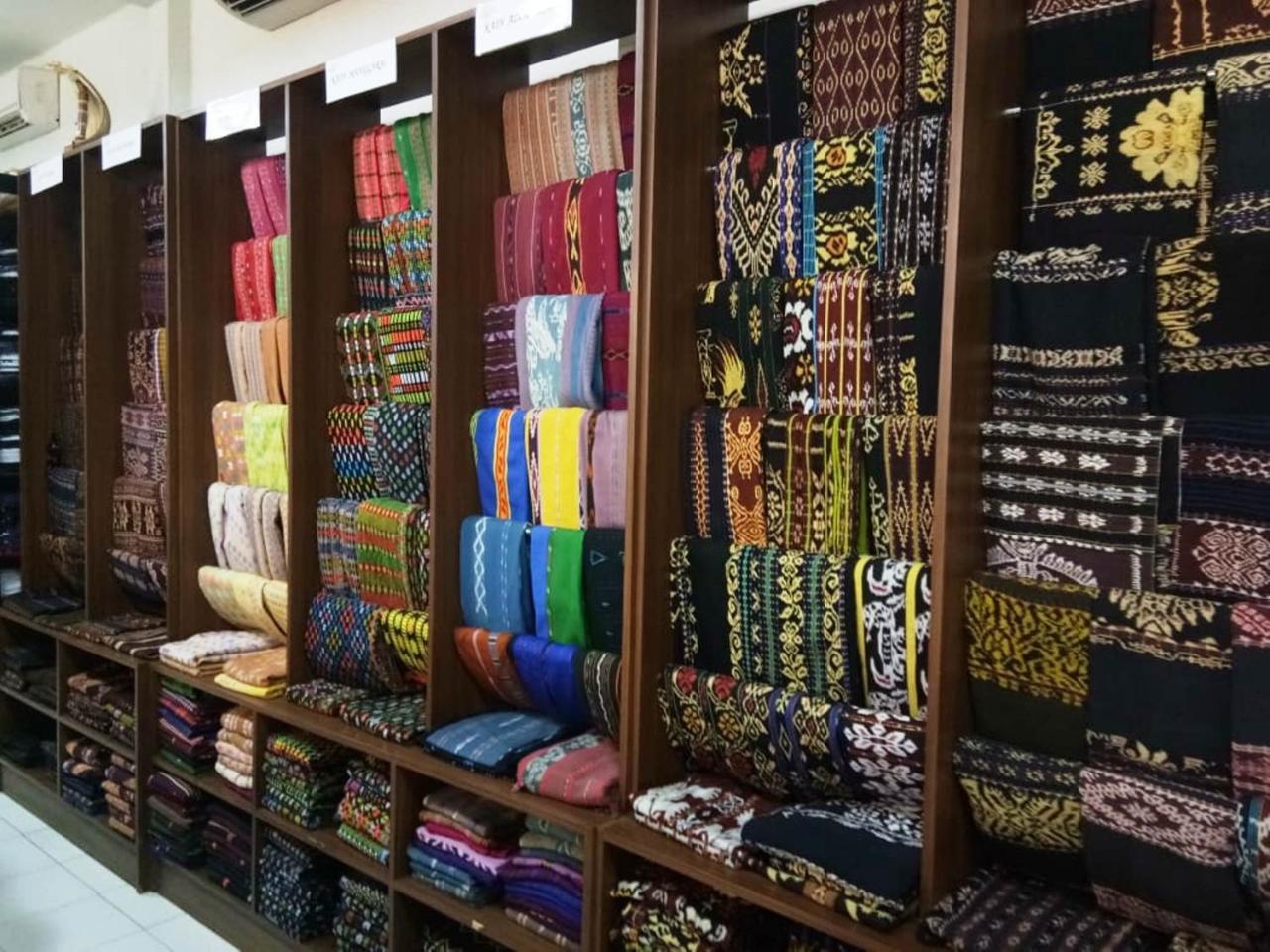 فندق إكزوتيك كومودو لابوان باجو المظهر الخارجي الصورة